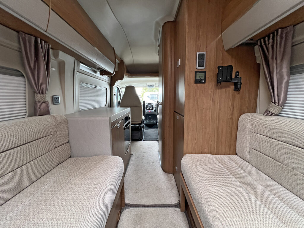 2017 Auto Trail V Line Sport 610 9 Scaled