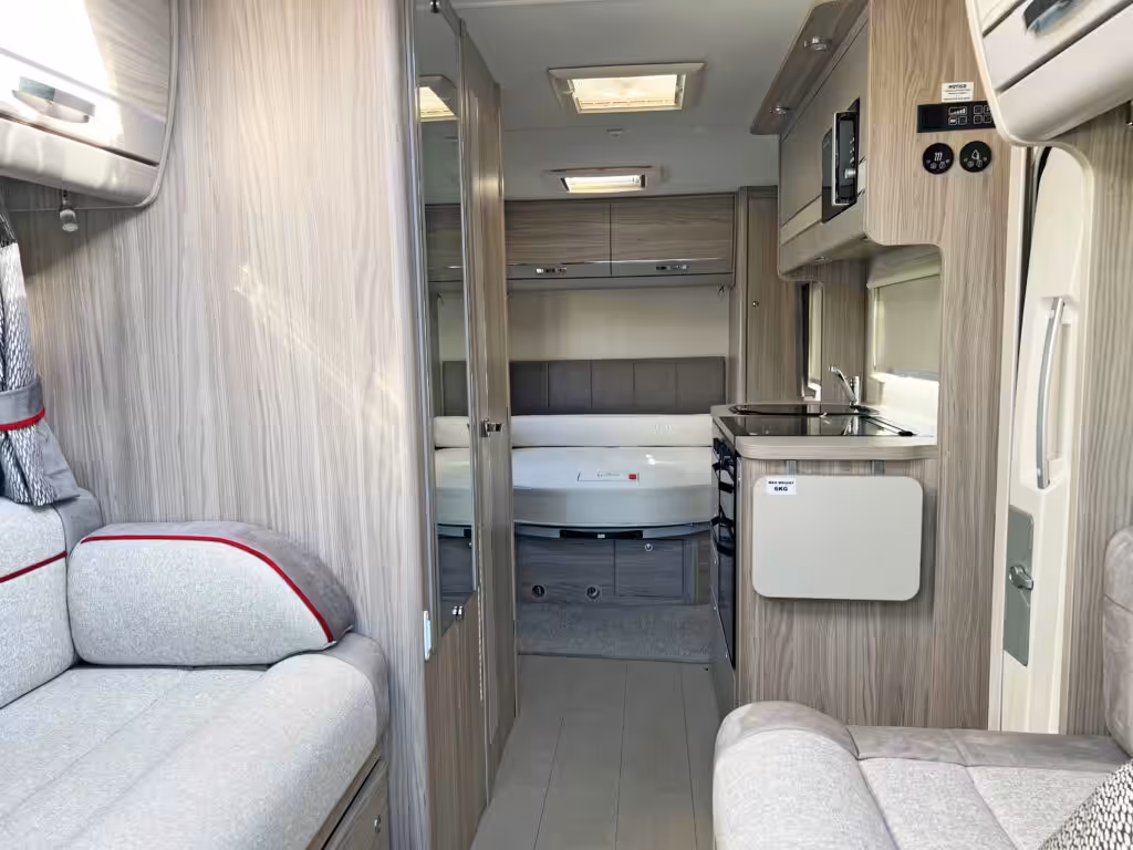 2022 Elddis Majestic 150 25546 7 Scaled