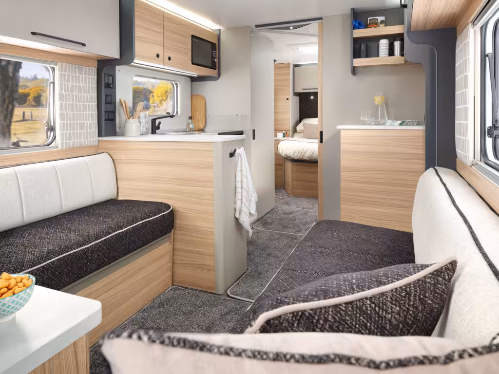 2160 Pegasus Studio