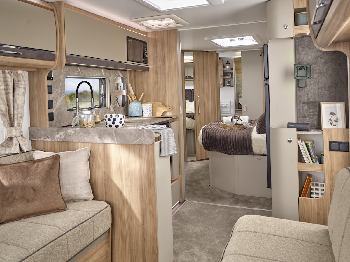2027 Bailey Unicorn Grande Lucena Lounge Kitchen