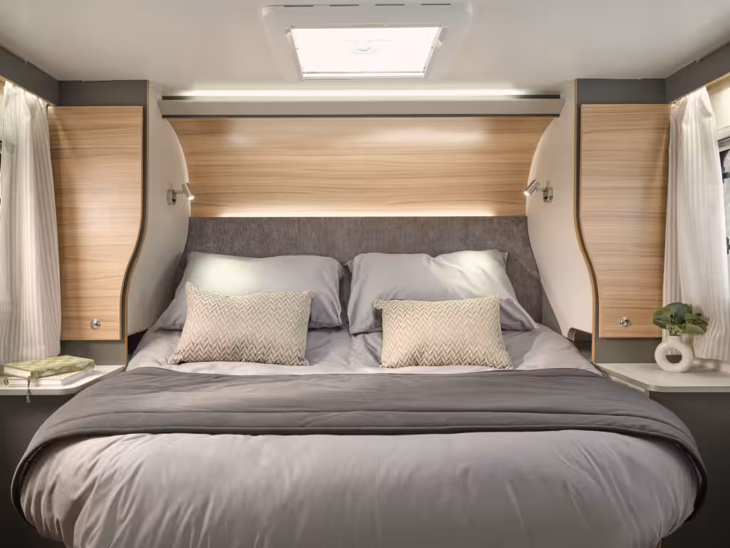 Adamo 75 4i Bed And Wardrobes