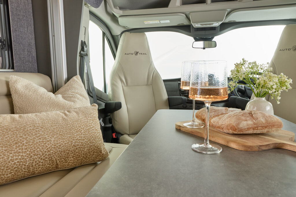 Imgi 4 Auto Trail0787