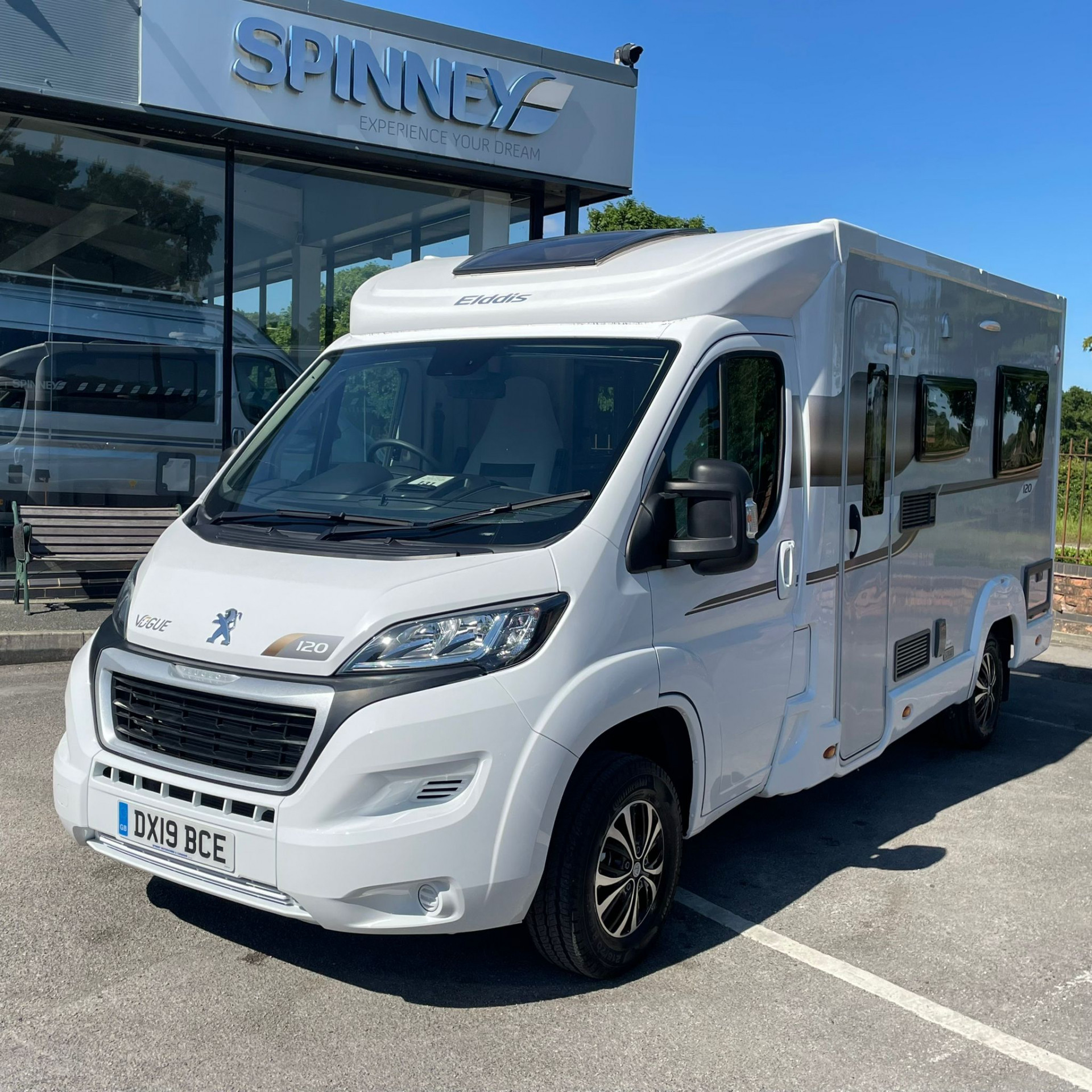 14323 E155144f 82b8 441e 9b2b Beec3a55d553