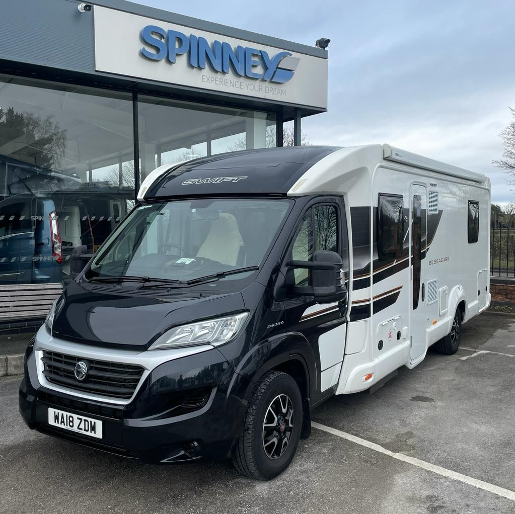 15817 5d83e1d8 B5cc 4099 928d B2ca3f551899