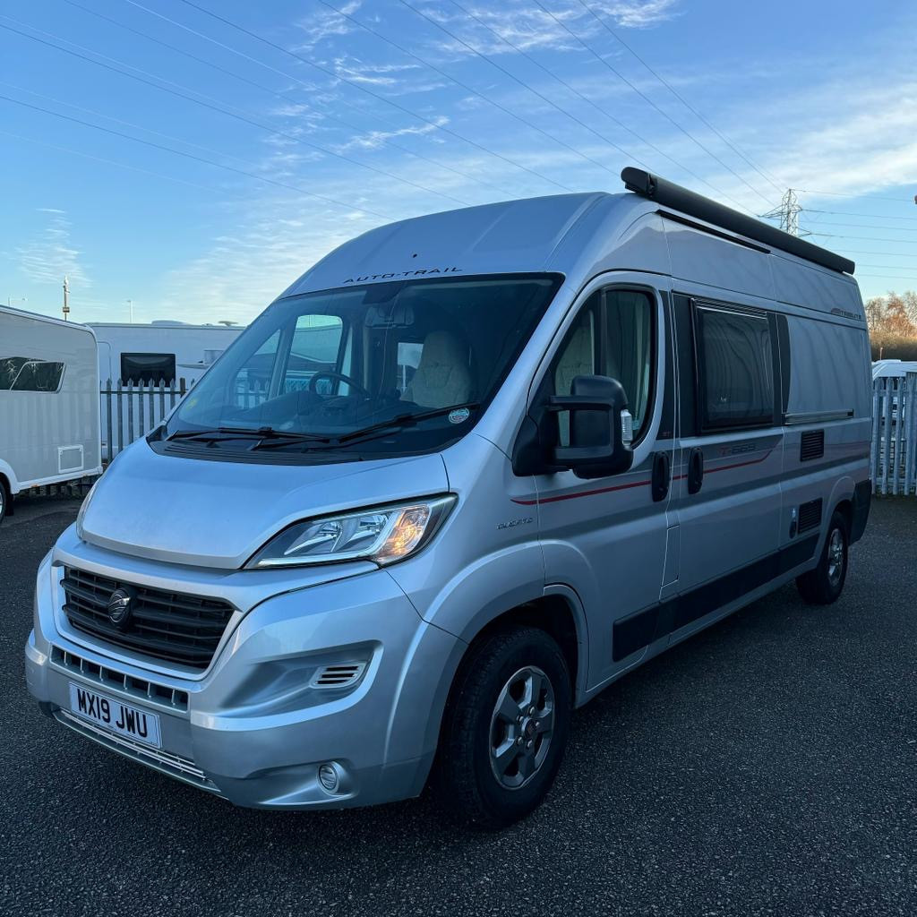 17640 44e5cbb7 Da51 47fe B472 67e88856fb4d