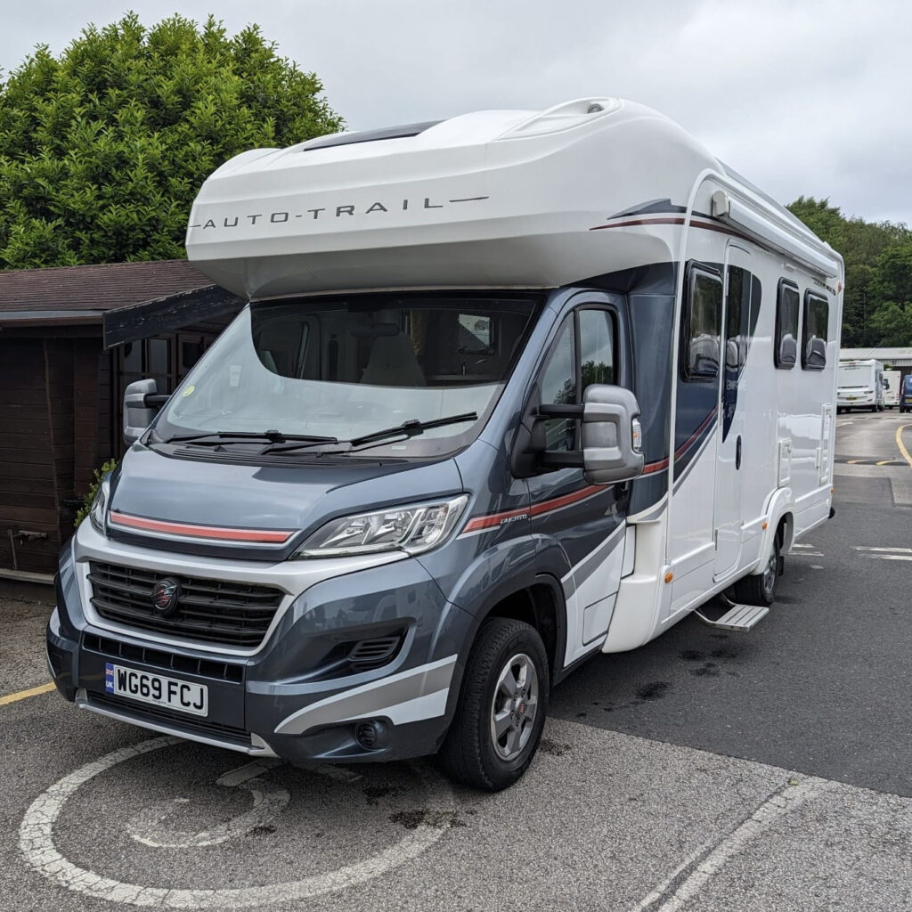 18799 C901ebf5 Eff8 45c9 8eb5 77fdb379e4a0