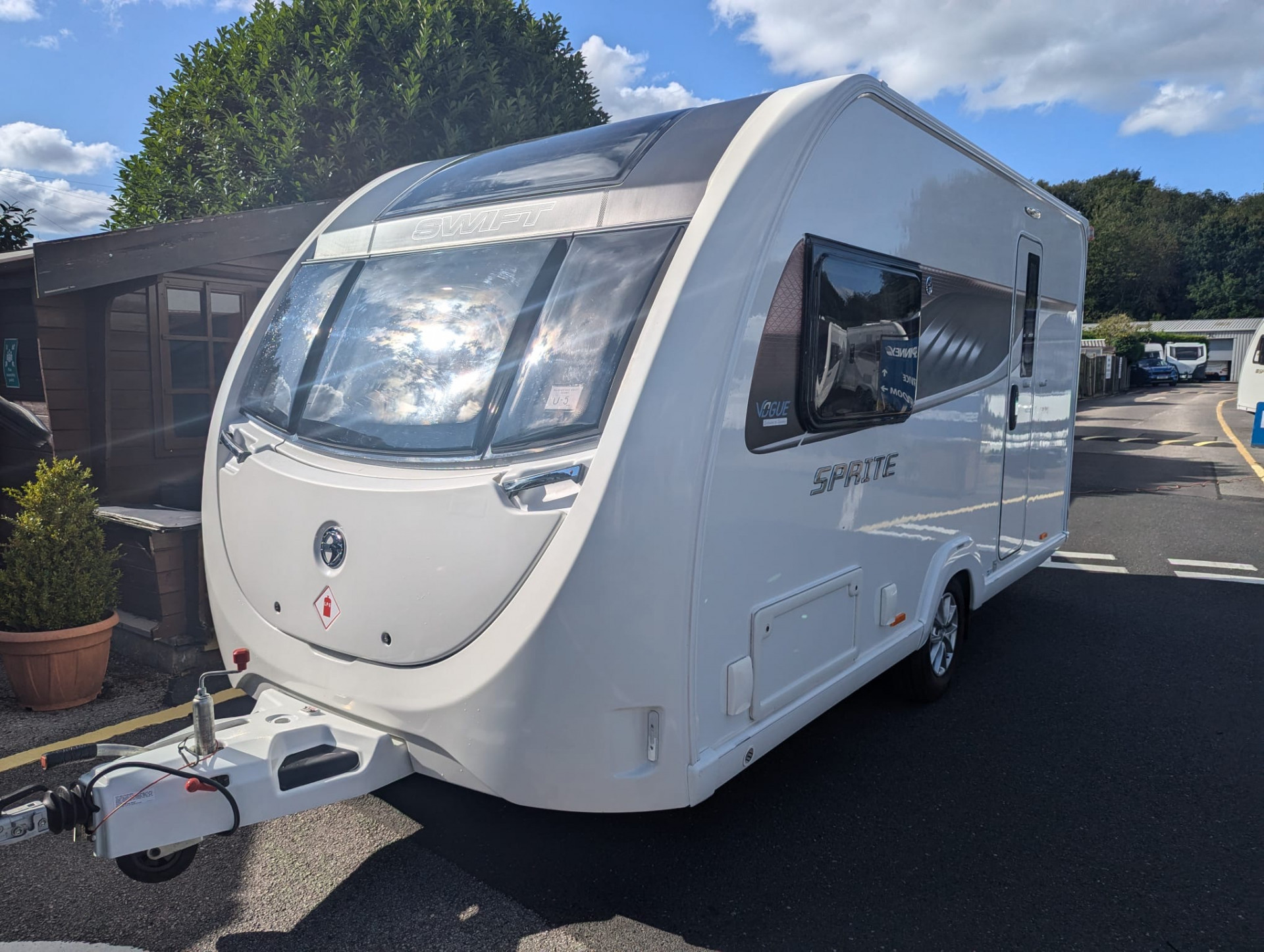 19131 62d5bd6a 2b21 4b01 B4a1 Ff8ed5608f5c