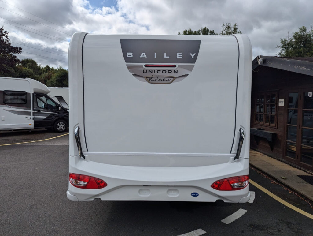 19288 D21f99a8 3513 4054 9896 6be37b2c4b00