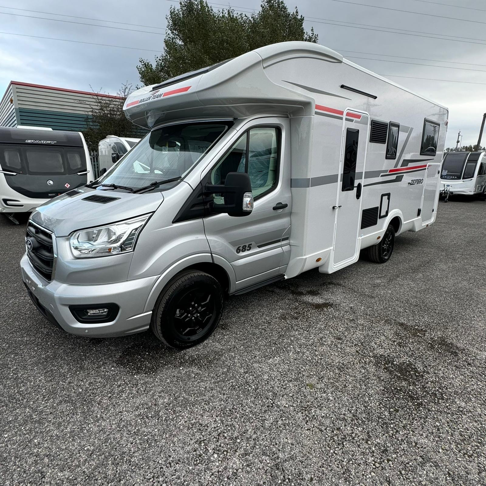 19833 6a1b3805 8810 45e3 A00c 386563f22dba