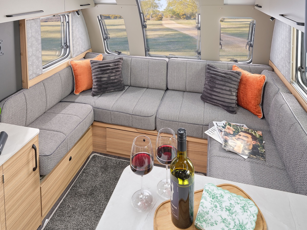 2026 Bailey Pegasus Black Bologna Lounge Space Caption