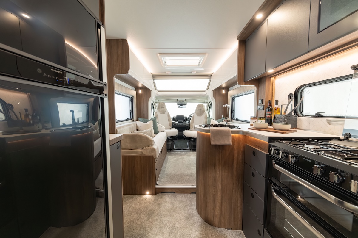 2026 Buccaneer Quantum Kitchen To Lounge