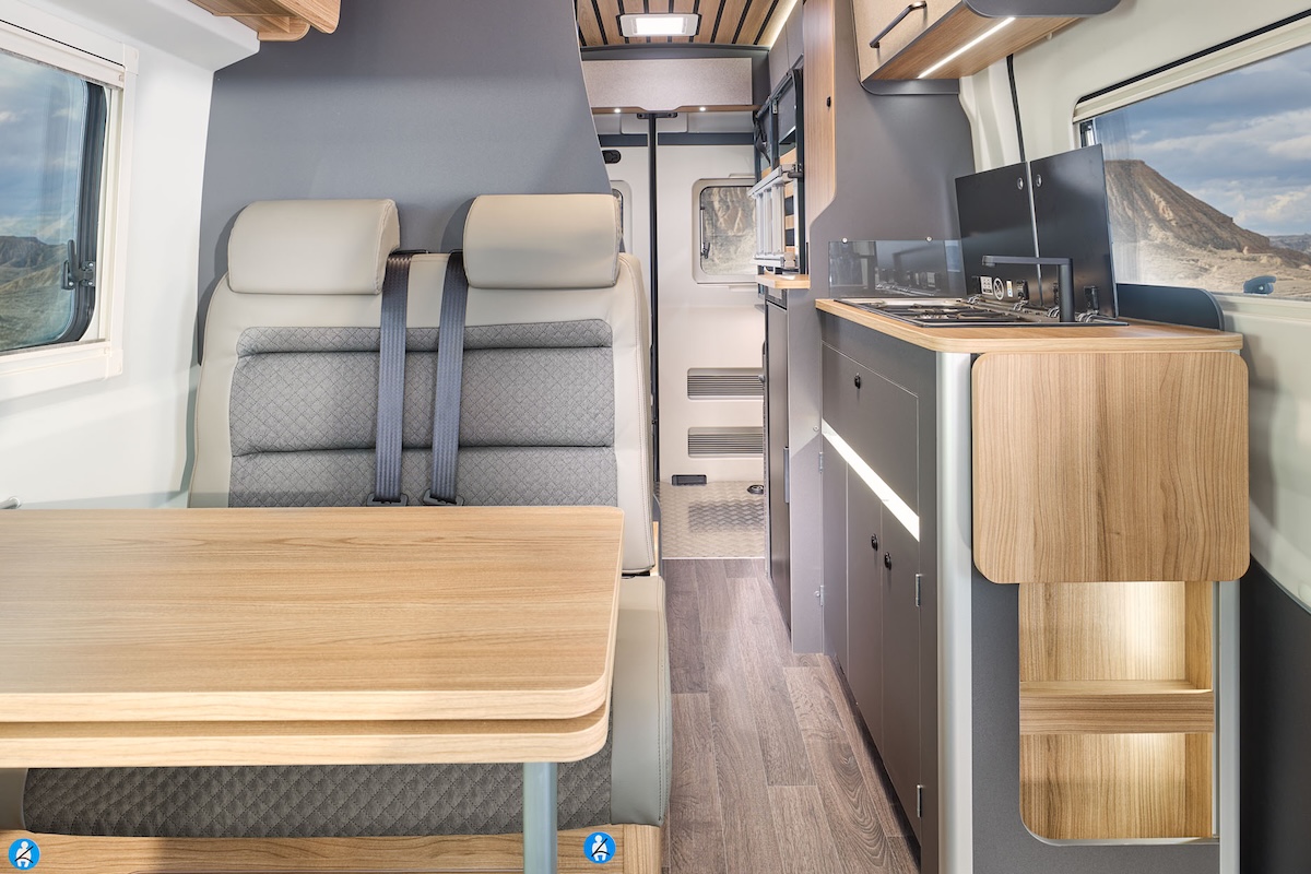 2026 Endurance Lounge Cropped