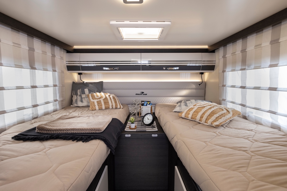 2026 Roller Team Zefiro 685 Twin Single Beds