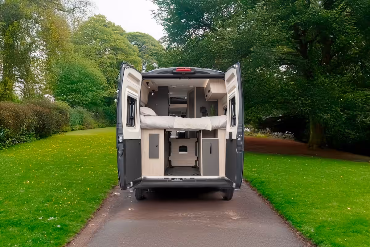 2026 Xplore Cv X9 Rear Open Doors