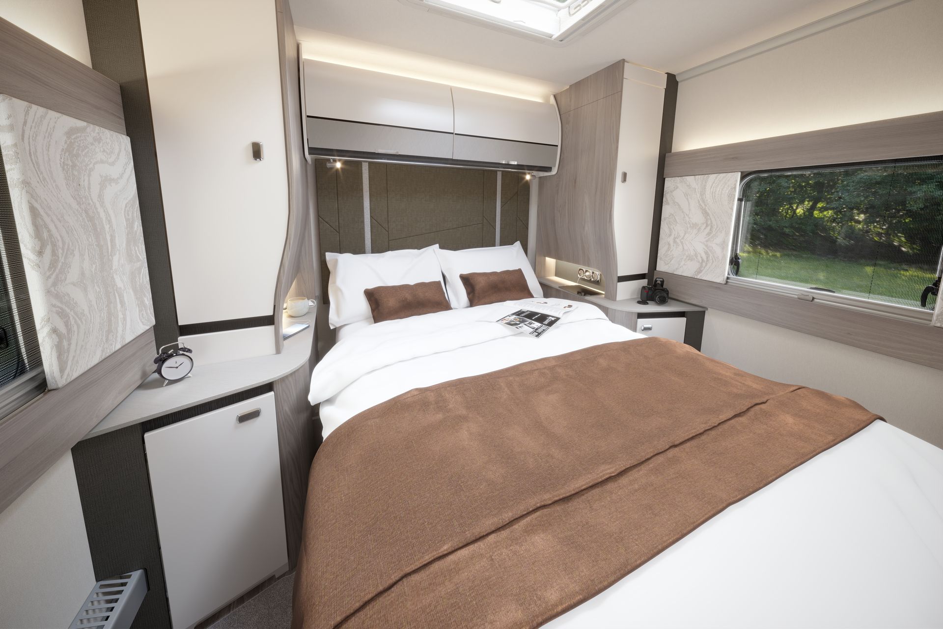 2026 Elegance Grande 860 Bedroom 1920x1920 Caption