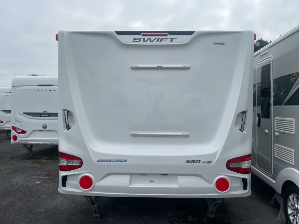 20421 3e70dbed Afee 42b9 80ab 732b80e2552b