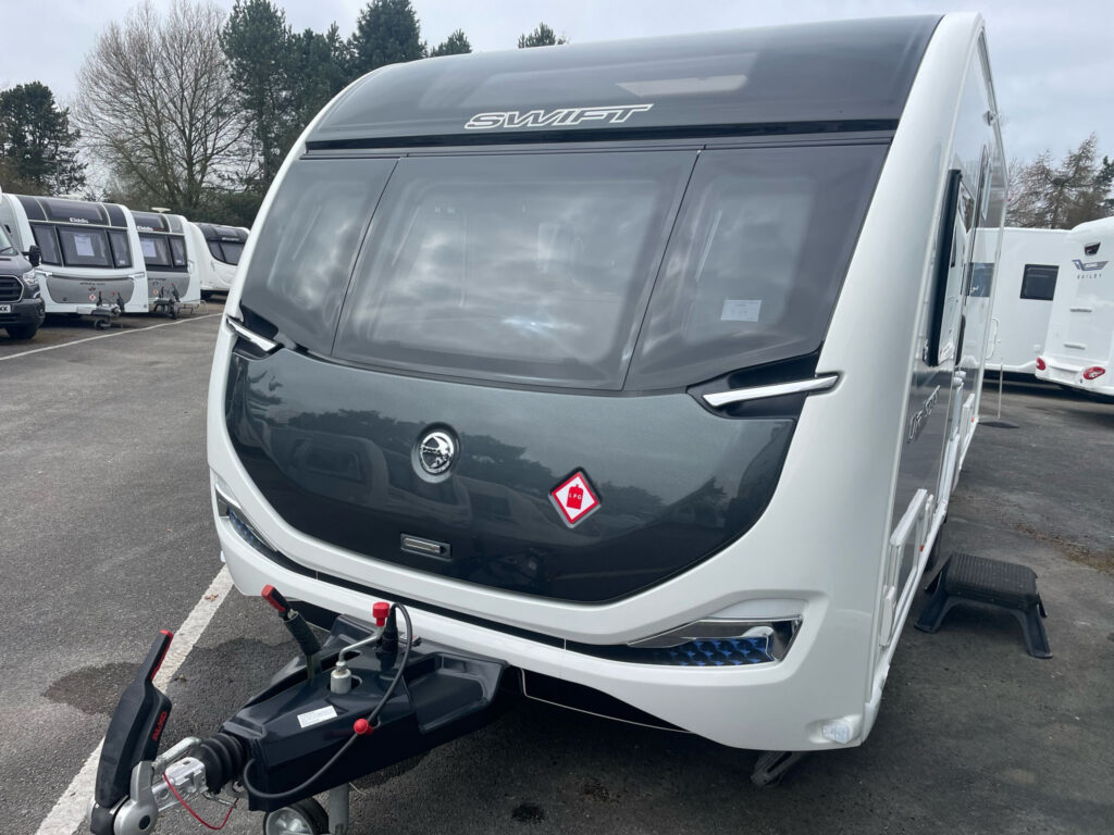 20421 835a2539 E182 4052 886a 6b7df71ae01e