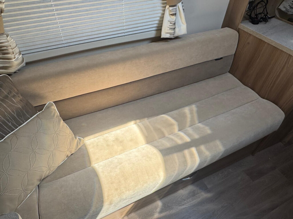 21701 Photo 2025 06 18 12 17 38 1