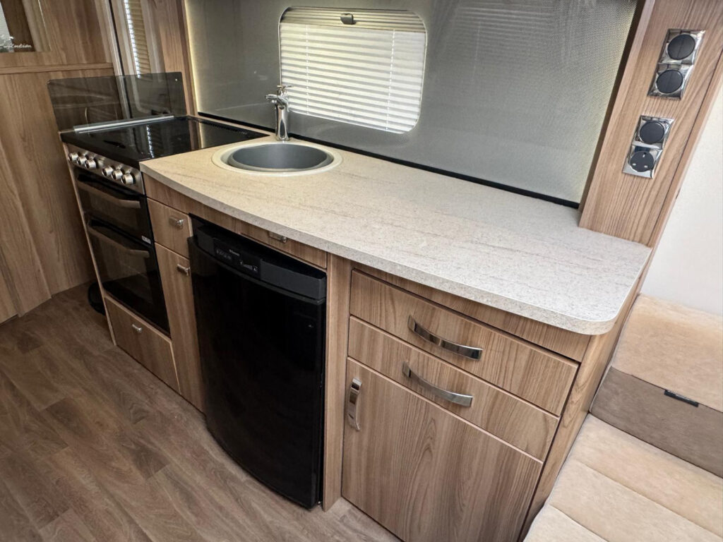 21701 Photo 2025 06 18 12 17 38 3