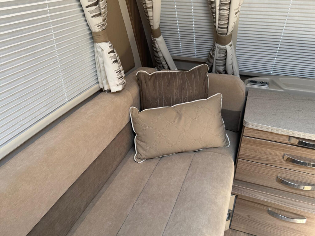 21701 Photo 2025 06 18 12 17 38 5