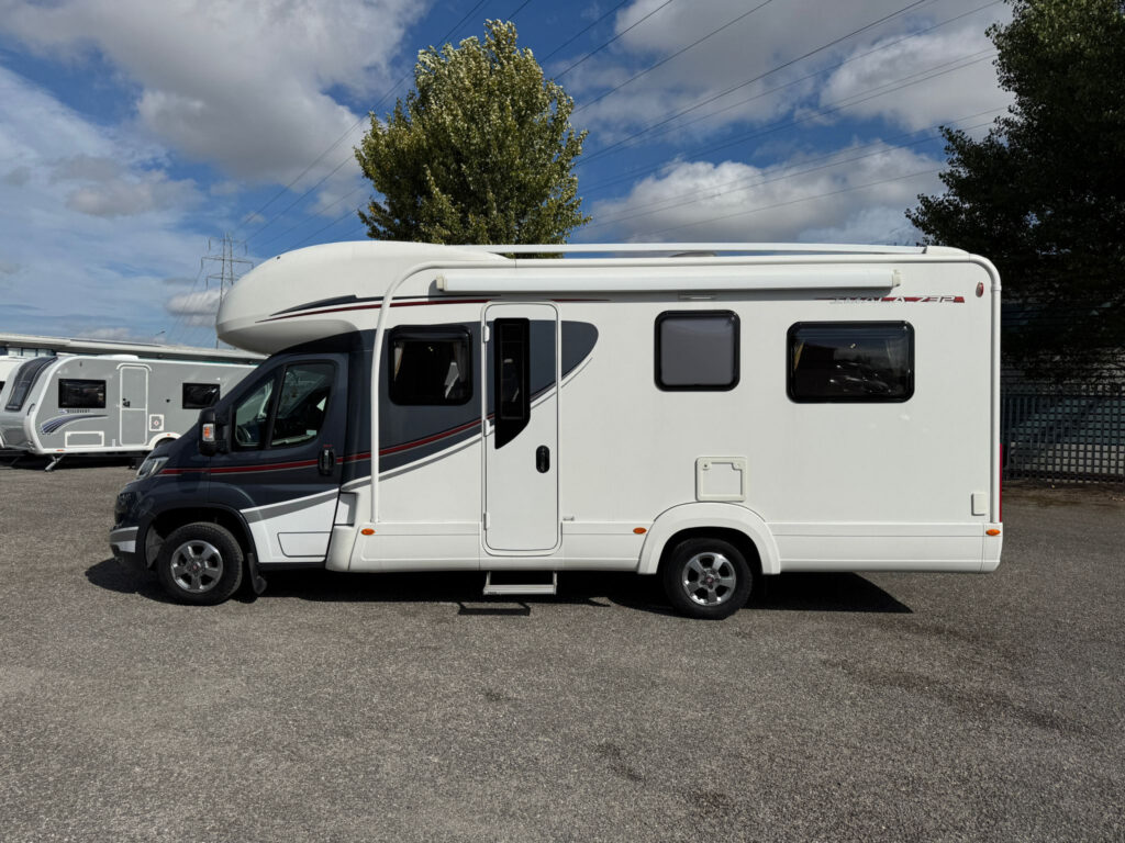 21724 21724 Auto Trail Imala 734 19