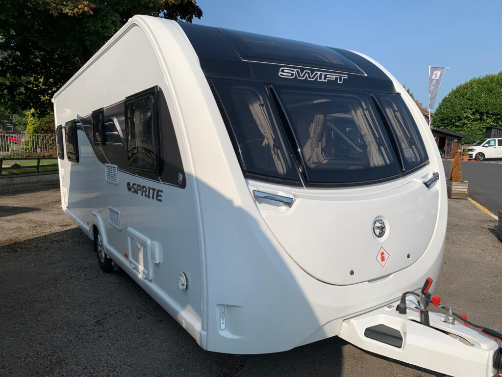 21925 05ecf1b4 2544 42b4 A8c5 371cc6c32435