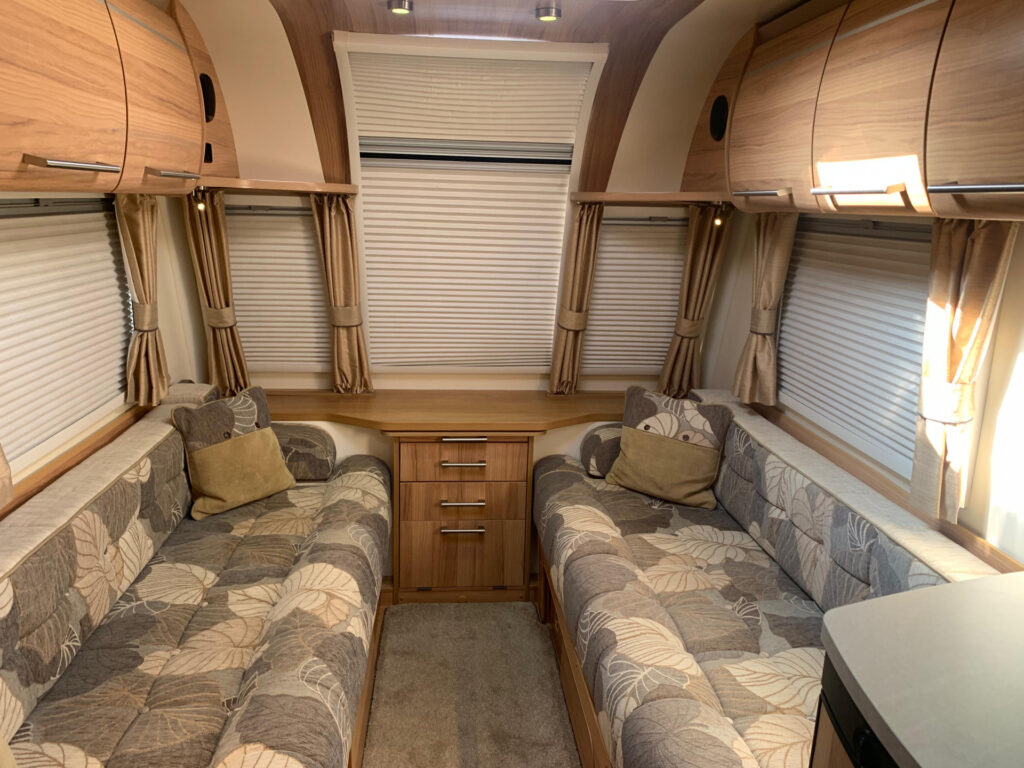 21952 B14d67d4 4ab0 4357 81c7 6621edbf5a47