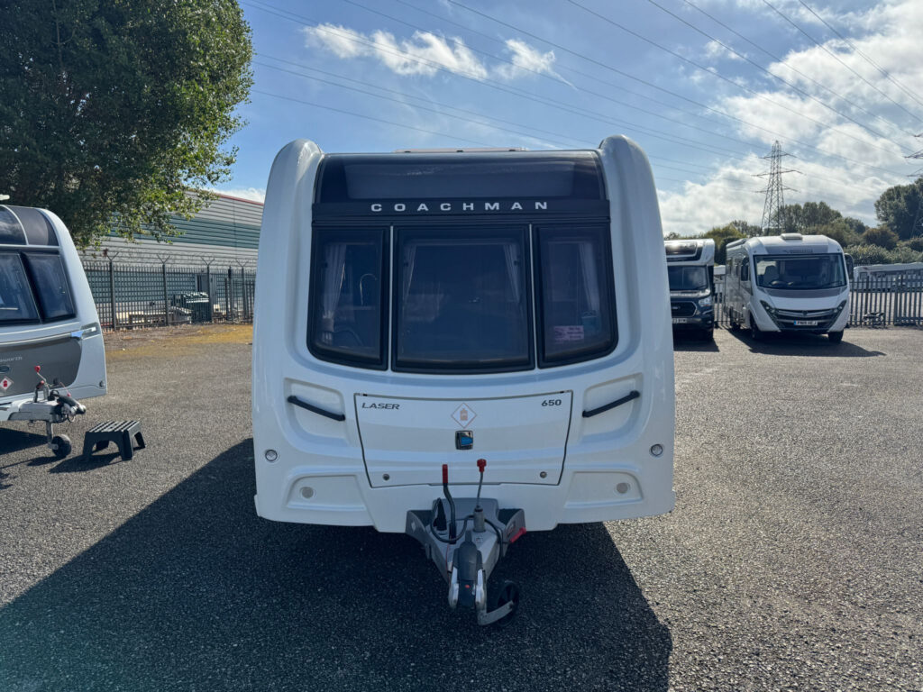 21954 21954 Coachman Laser 650 9