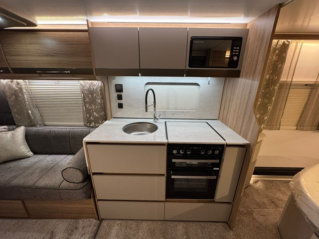 22212 Thumbnail C2c7f76b F0c6 43e1 A558 9c69e888894c