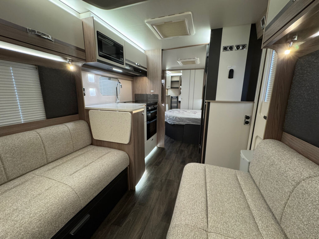 22317 E65dfa5d C834 4968 91ef F52e715754ec