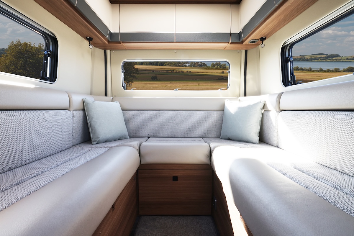 2026 Auto Trail V Line Sport 635 Rear Lounge