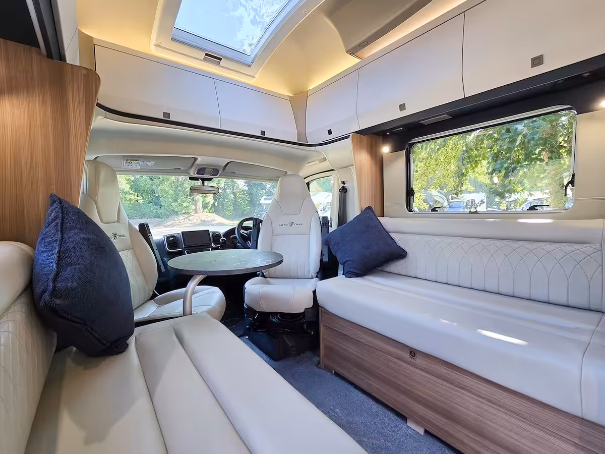 2026 Frontier Delaware Front Lounge