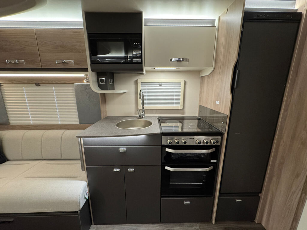 22430 22363 Swift Challenger 480 2026 29