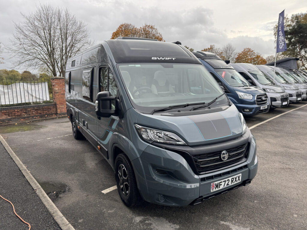 22690 20251031 113601732 Ios