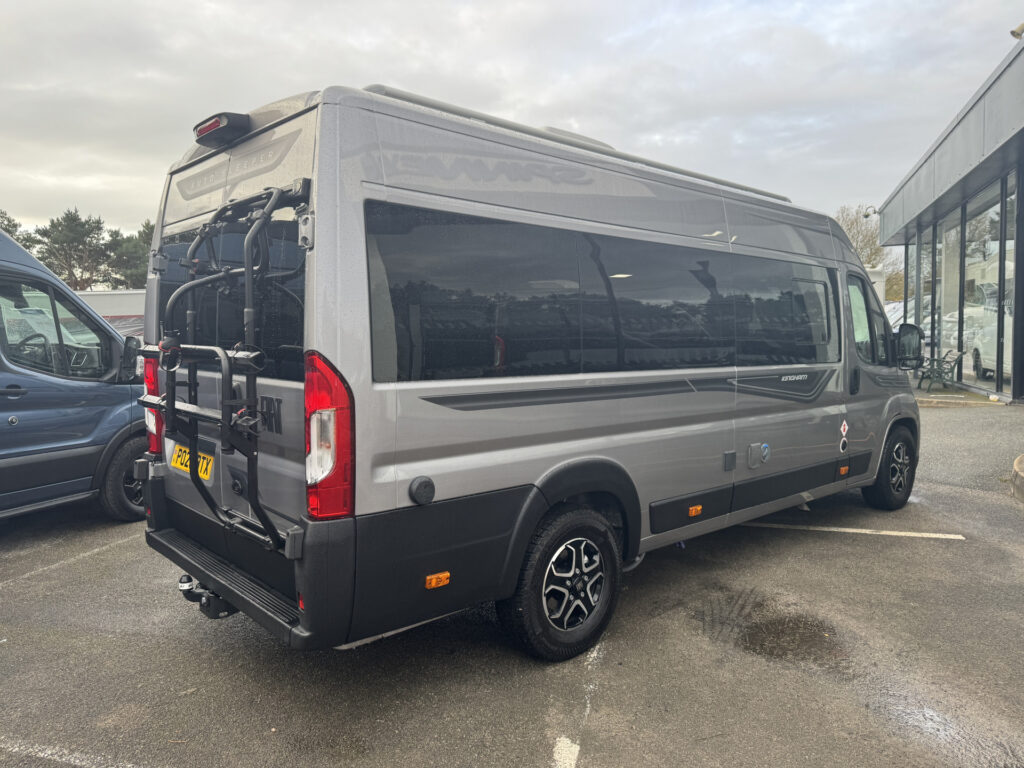 22983 20251103 084922863 Ios