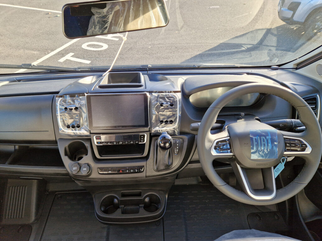 23171 20251117 140936