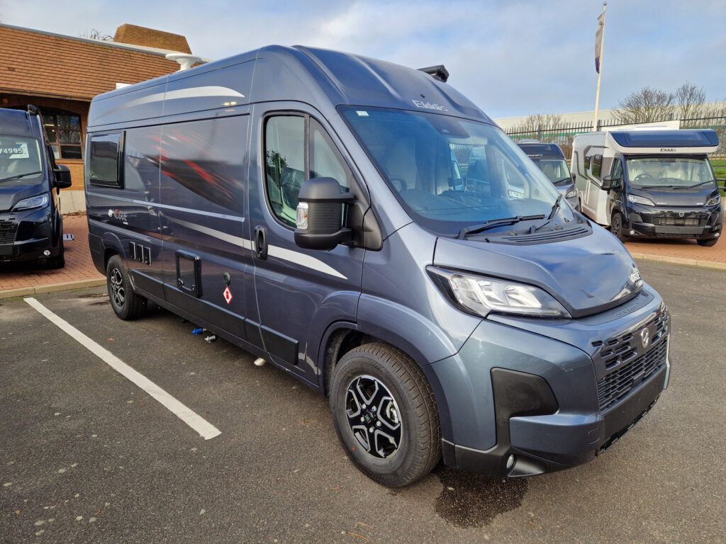 23247 20251120 104223