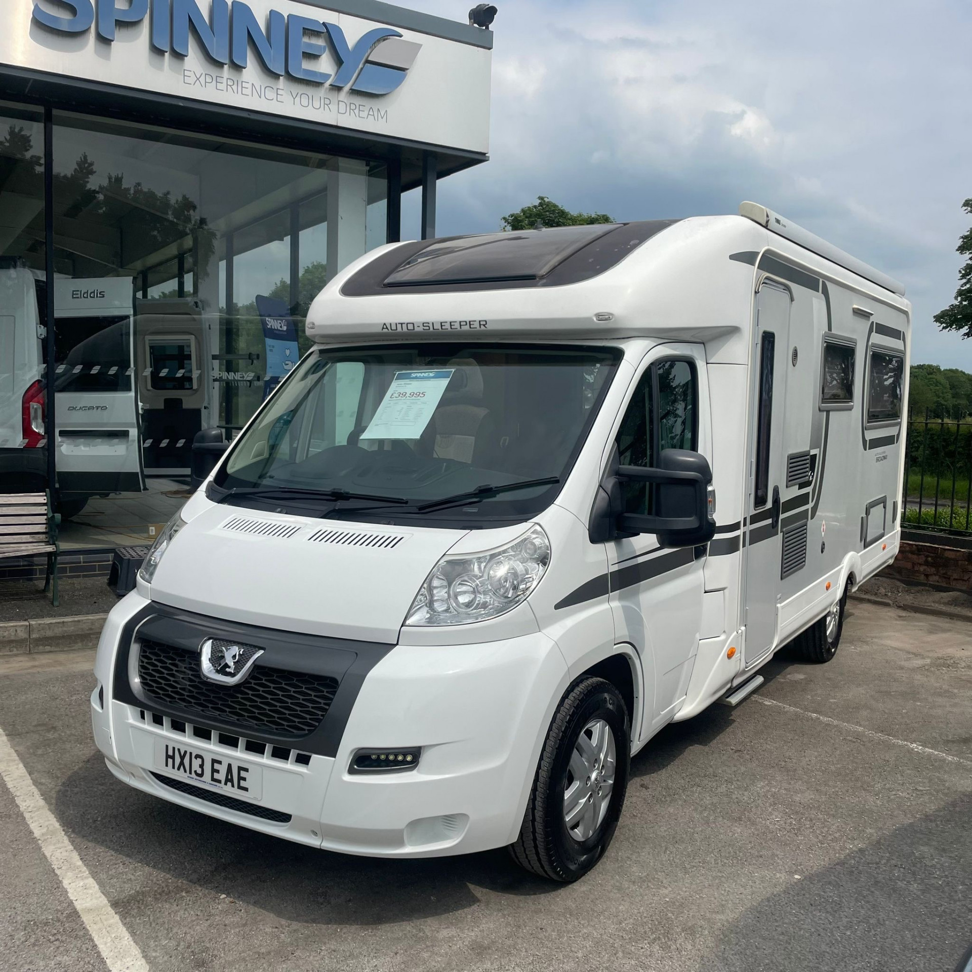 18459 D2471b4a B034 4665 8076 B69ea5052581