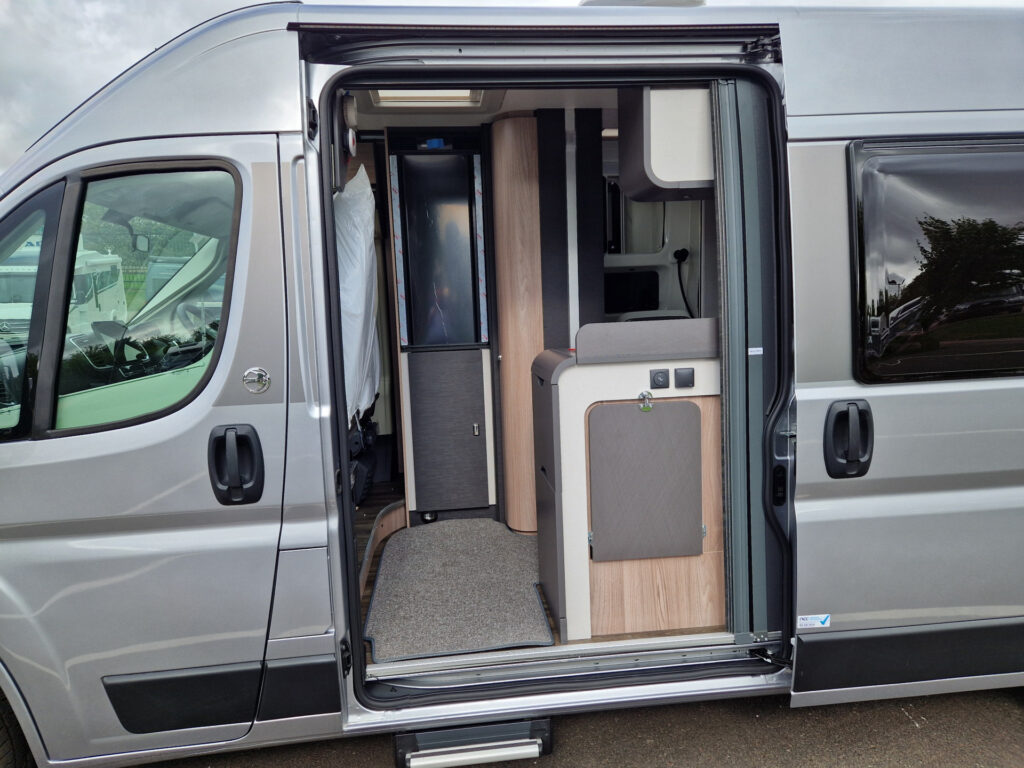 22513 20250918 135101