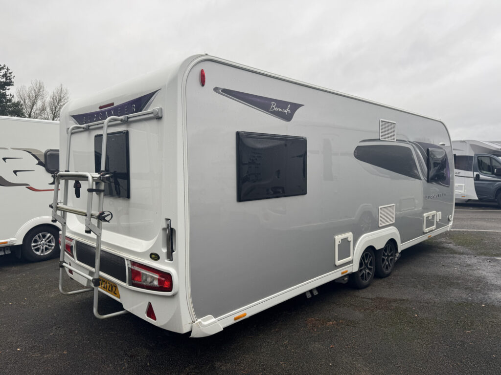 23091 20251201 100540793 Ios