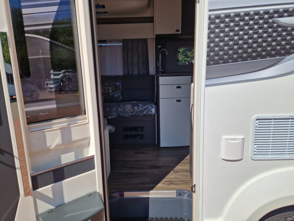 23377 20250808 150800