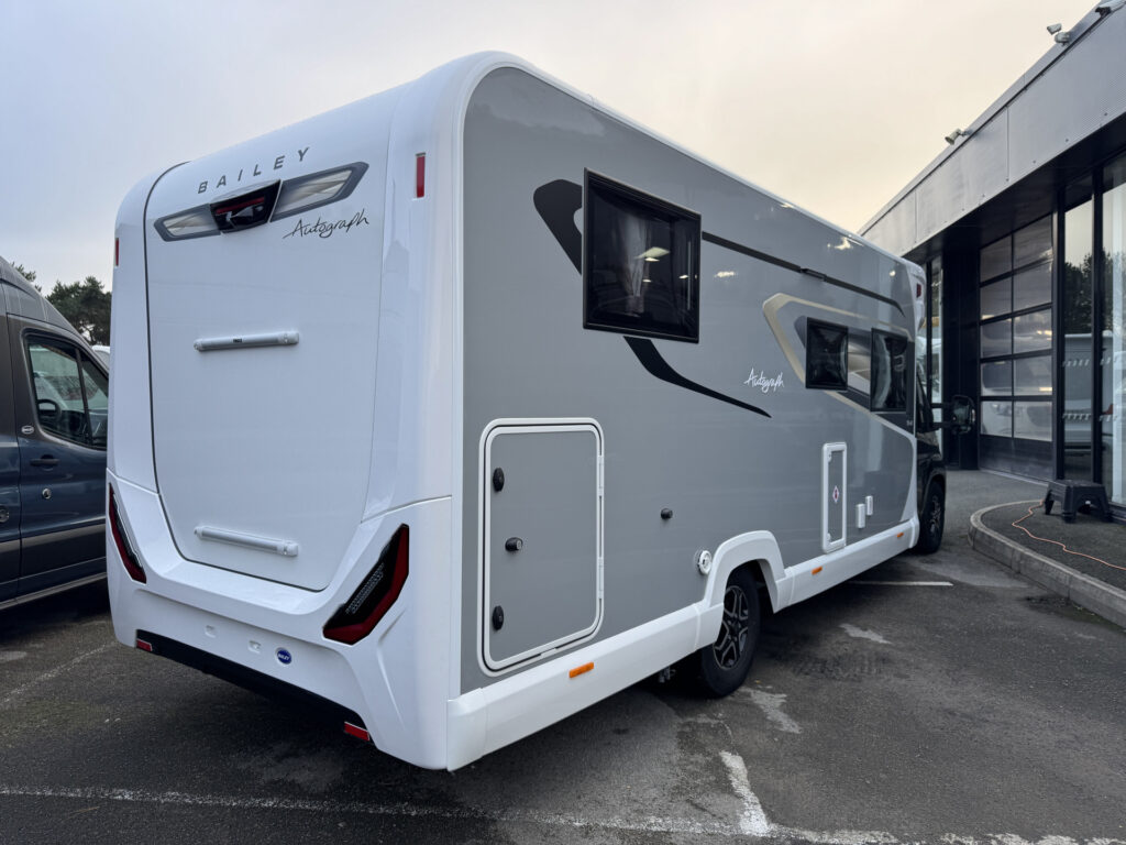 26ch1 20251107 094612529 Ios