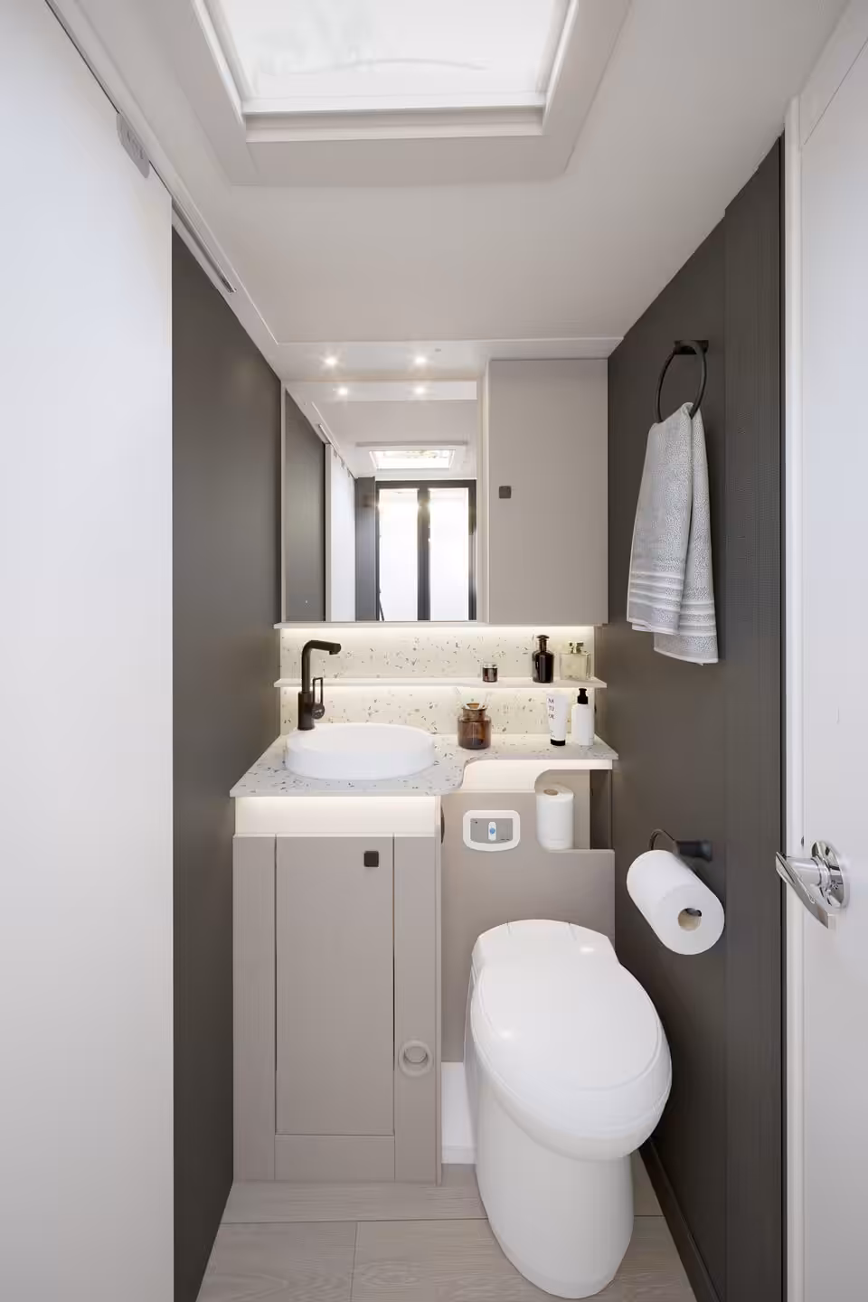 2026 ACE 1500SL Washroom SS 04 01 2026