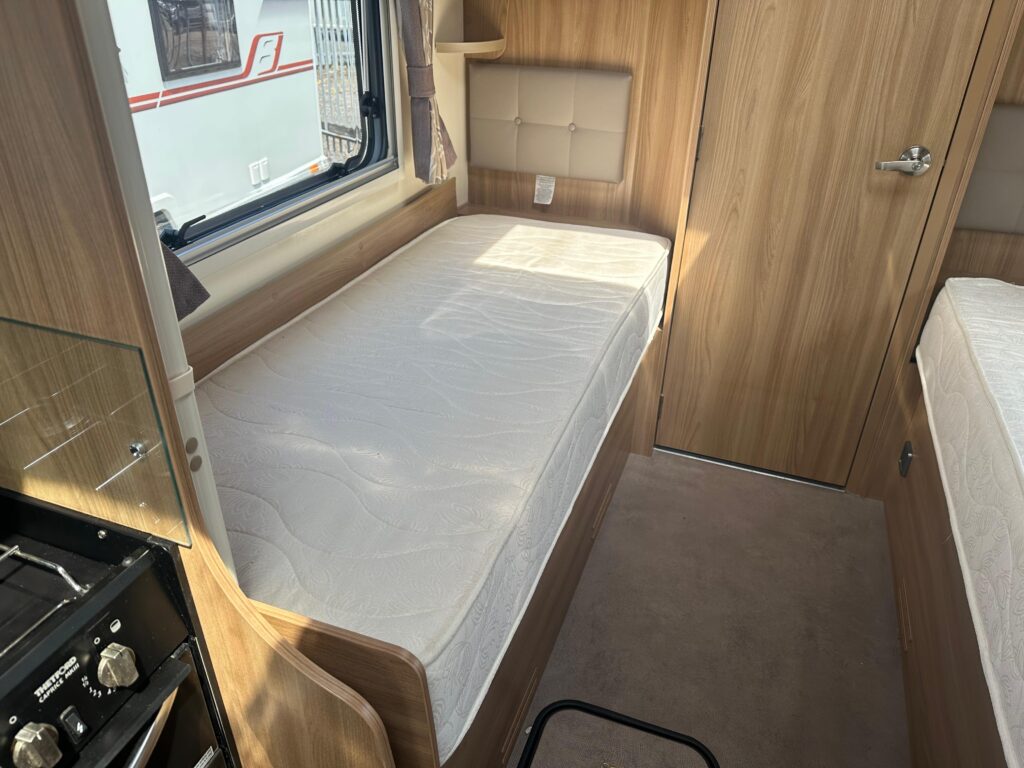 2016 Bailey Unicorn Cadiz 24858 2 Scaled