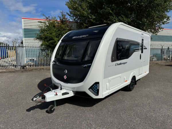 22430 22363 Swift Challenger 480 2026 23 600x450 1