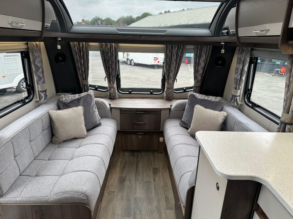 2022 COACHMAN LASER 675 25020 16 Scaled