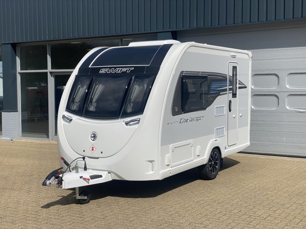 Swift Challenger 390 NH 1 Scaled