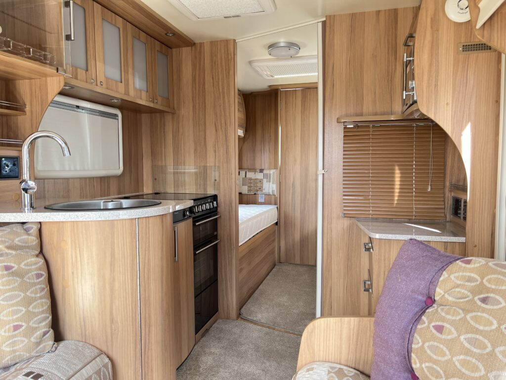 2013 Bailey Unicorn Cadiz NH 8 Scaled