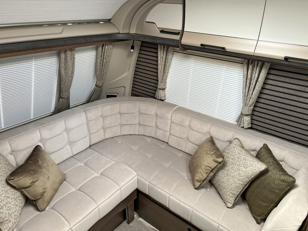 2027 Coachman Laser 855 Vogue NH 10 Scaled